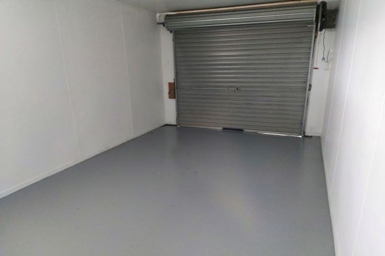 Photo of property in 2 Hill Court, Awapuni, Palmerston North, 4412