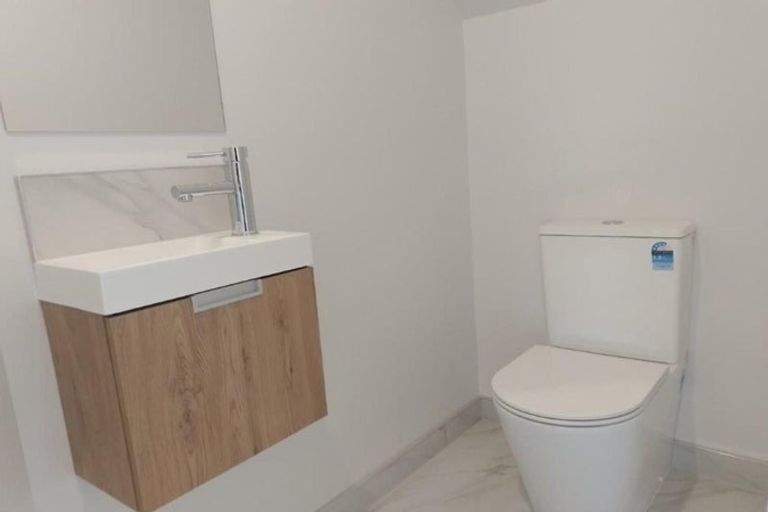 Photo of property in 3/56 Wainui Street, Riccarton, Christchurch, 8041