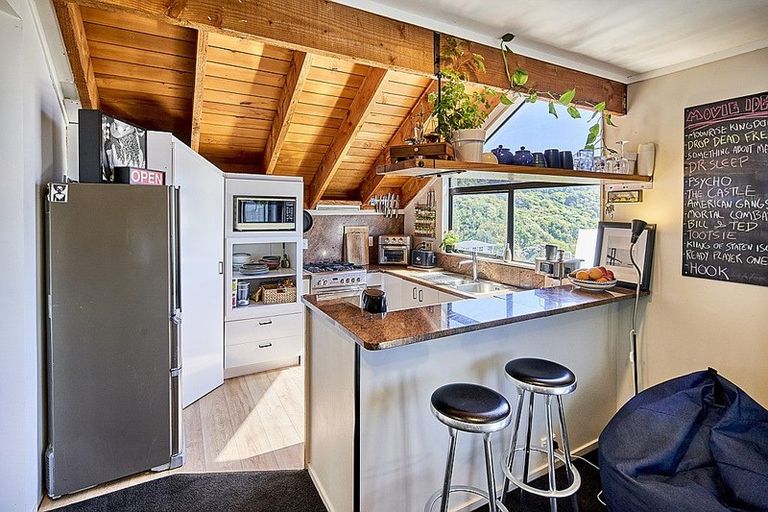 Photo of property in 25 Tukanae Street, Strathmore Park, Wellington, 6022