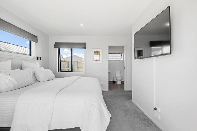 Photo of property in 16 Tawhai Crescent, Wharewaka, Taupo, 3330