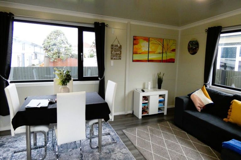 Photo of property in 41 Russell Street, Westport, 7825