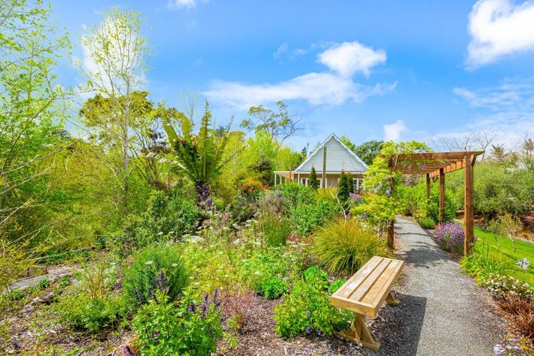 Photo of property in 30 Godley Lane, Lucas Heights, Auckland, 0632