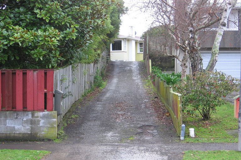 Photo of property in 5 Snowdon Avenue, Terrace End, Palmerston North, 4410