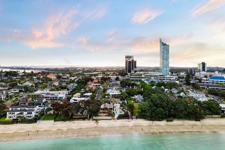 Photo of property in 28 Blomfield Spa, Takapuna, Auckland, 0622