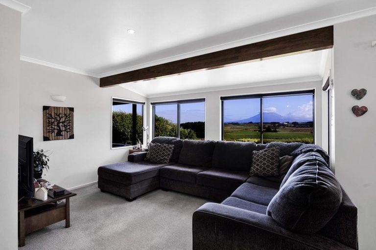 Photo of property in 14 Normanby Road, Normanby, Hawera, 4675