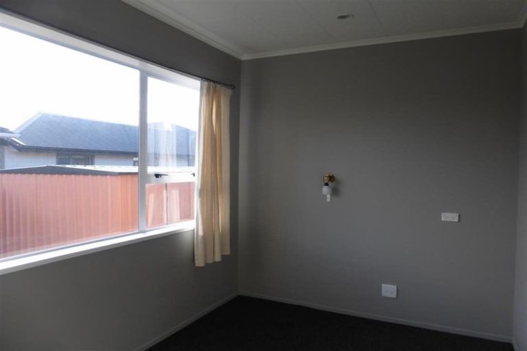 Photo of property in 25 Garvins Road, Hornby, Christchurch, 8042