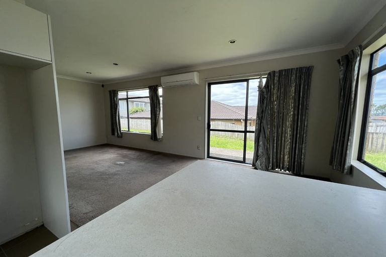 Photo of property in 250 Royal Road, Massey, Auckland, 0614