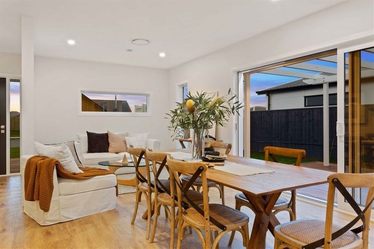 Photo of property in 29 Valour Drive, Rangiora, 7400