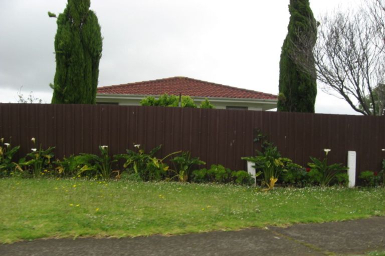 Photo of property in 23 Matapouri Road, Mangere Bridge, Auckland, 2022