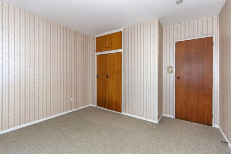 Photo of property in 2/259a Fifield Terrace, Opawa, Christchurch, 8023