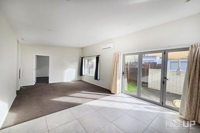Photo of property in 10 Squadron Drive, Hobsonville, Auckland, 0616