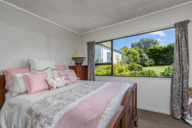 Photo of property in 14 Fairway Drive, Kerikeri, 0230