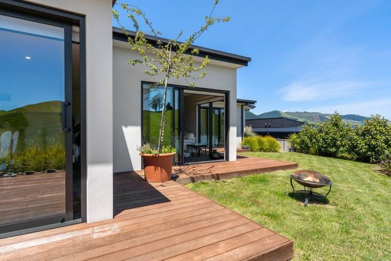 Photo of property in 30 Huntaway Close, Stoke, Nelson, 7011