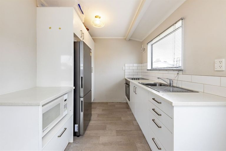 Photo of property in 1/41 Station Road, Takanini, 2112