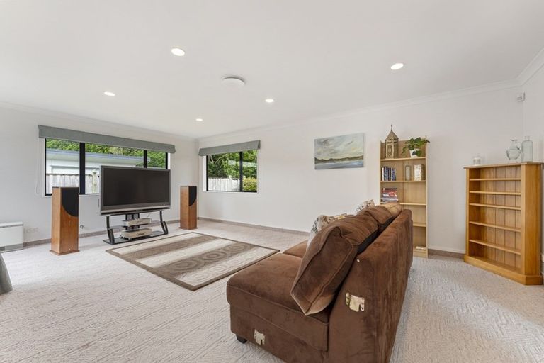 Photo of property in 8 Adam Lile Drive, Highlands Park, New Plymouth, 4312