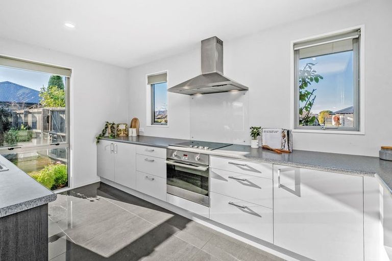 Photo of property in 5 Marble Court, Rolleston, 7614