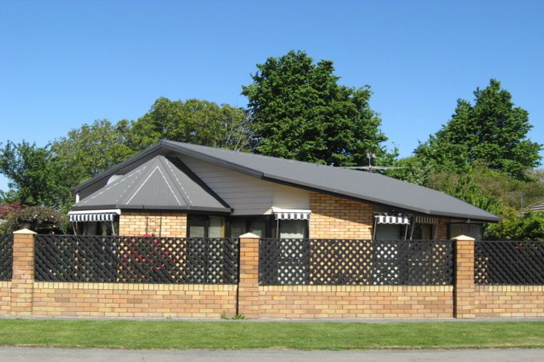 Photo of property in 1/26 Otara Street, Ilam, Christchurch, 8053