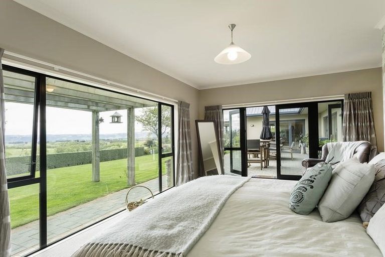 Photo of property in 955 Allanton-waihola Road, Allanton, Mosgiel, 9092