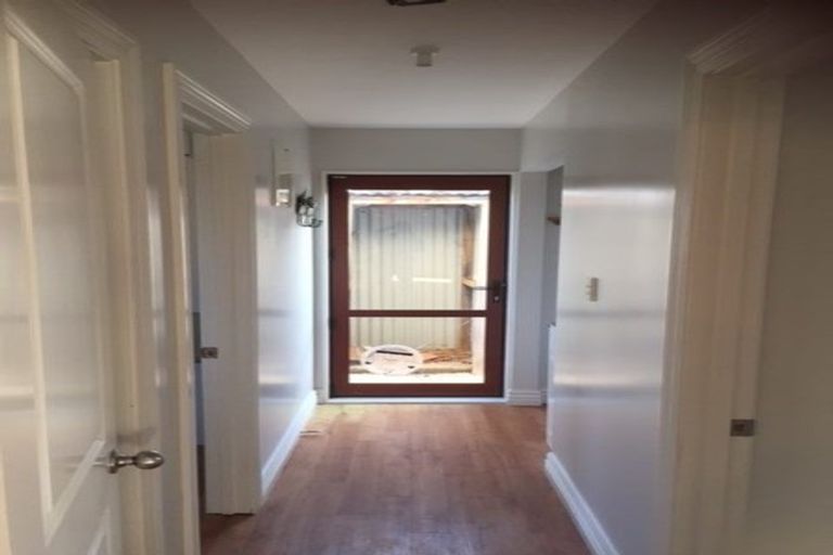 Photo of property in 14 Cross Street, Coalgate, 7673