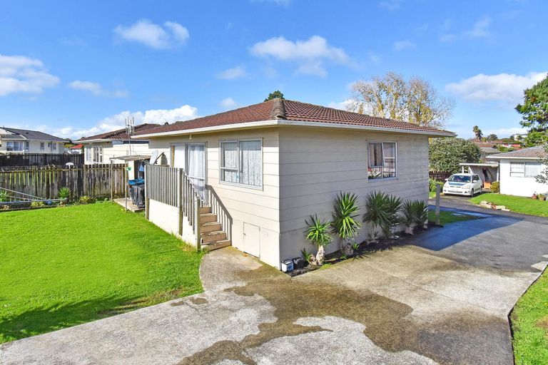 Photo of property in 1/14 Ririno Place, Manurewa, Auckland, 2102