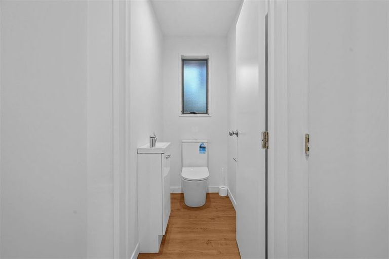 Photo of property in 5 Laura Kent Place, Woolston, Christchurch, 8023