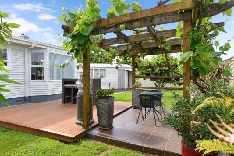 Photo of property in 19 Jeanette Street, Glenview, Hamilton, 3206