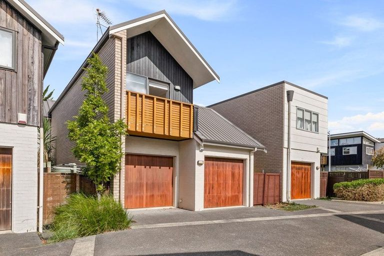 Photo of property in 68 Buckley Avenue, Hobsonville, Auckland, 0616