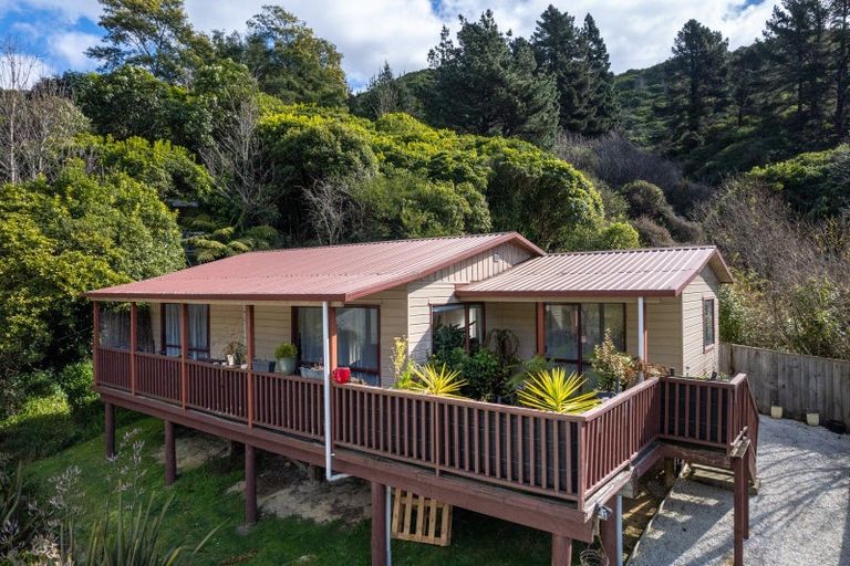 Photo of property in 61a Wairau Road, Picton, 7220