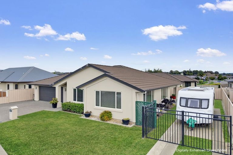Photo of property in 5 Pania Place, Poraiti, Napier, 4112