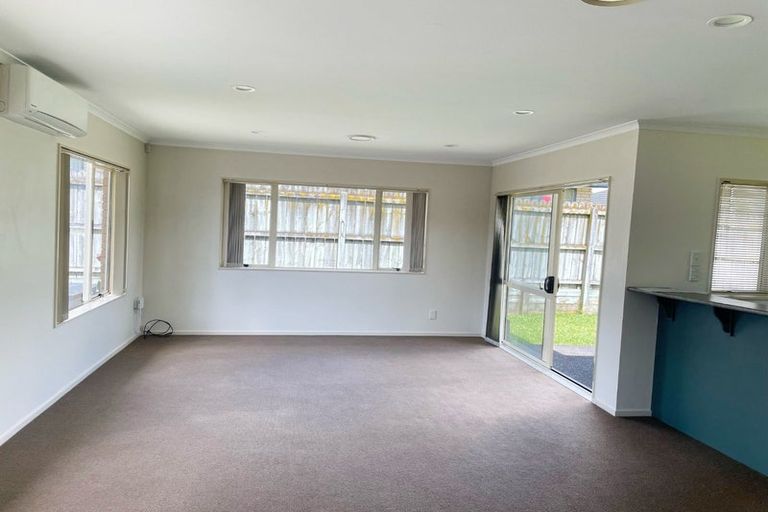 Photo of property in 28 Raphoe Road, Flat Bush, Auckland, 2019