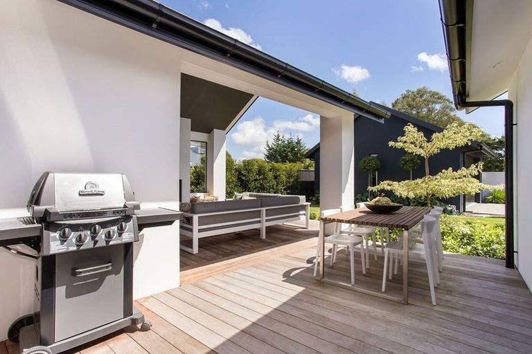 Photo of property in 15 Ashford Avenue, Prebbleton, 7604