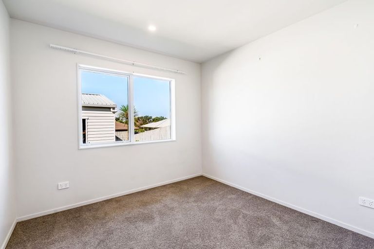 Photo of property in 12 Dune Lake Place, Ruakaka, 0116