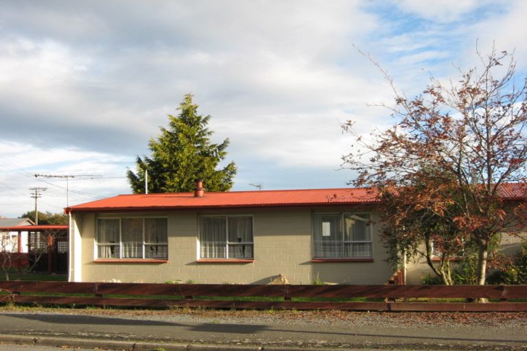 Photo of property in 1 Coronation Court, Milton, 9220