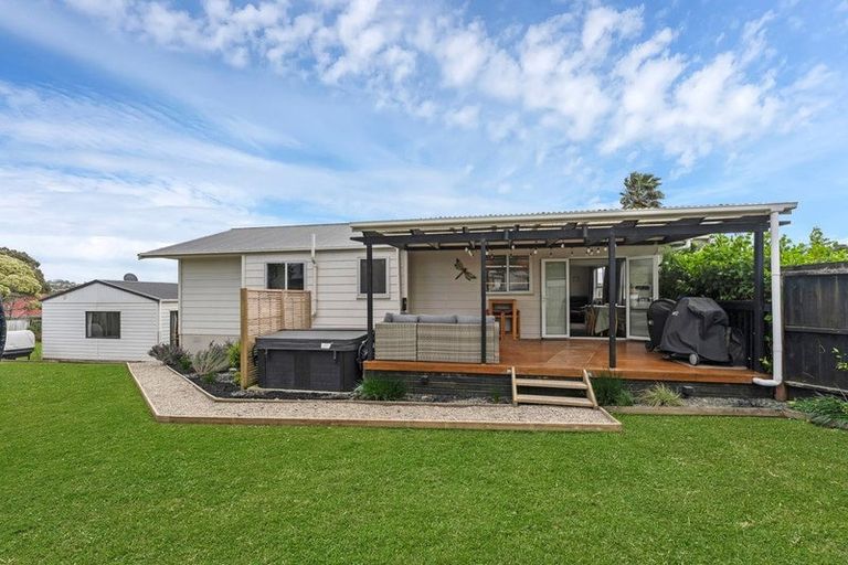 Photo of property in 9 Ohira Place, Henderson, Auckland, 0612