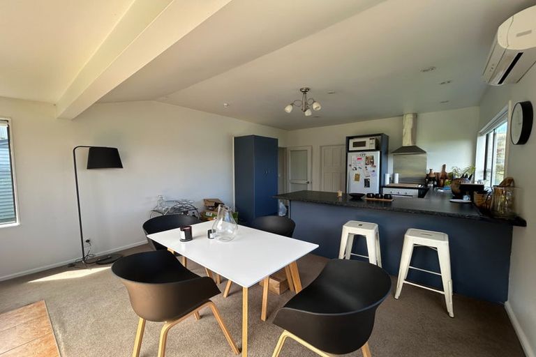 Photo of property in 35 Cornwall Road, Lyttelton, 8082