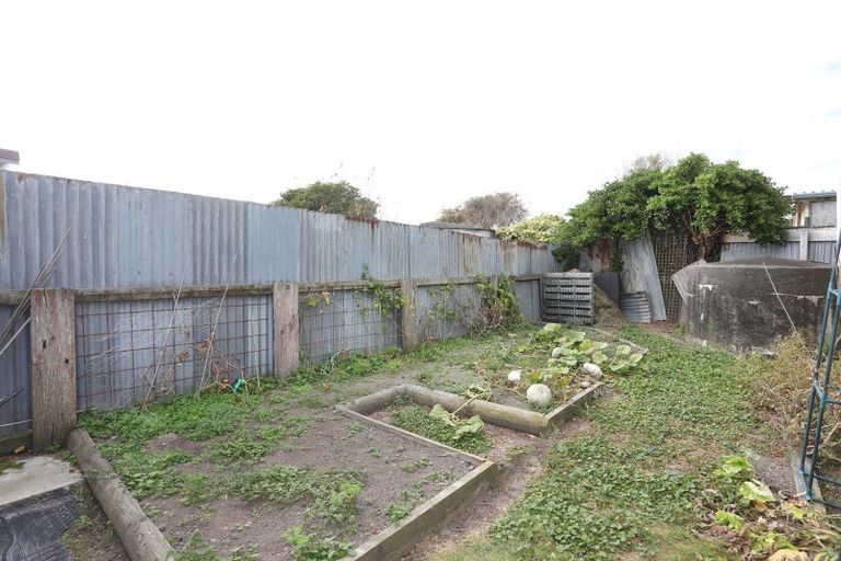 Photo of property in 26 Kuku Street, Tangimoana, 4822