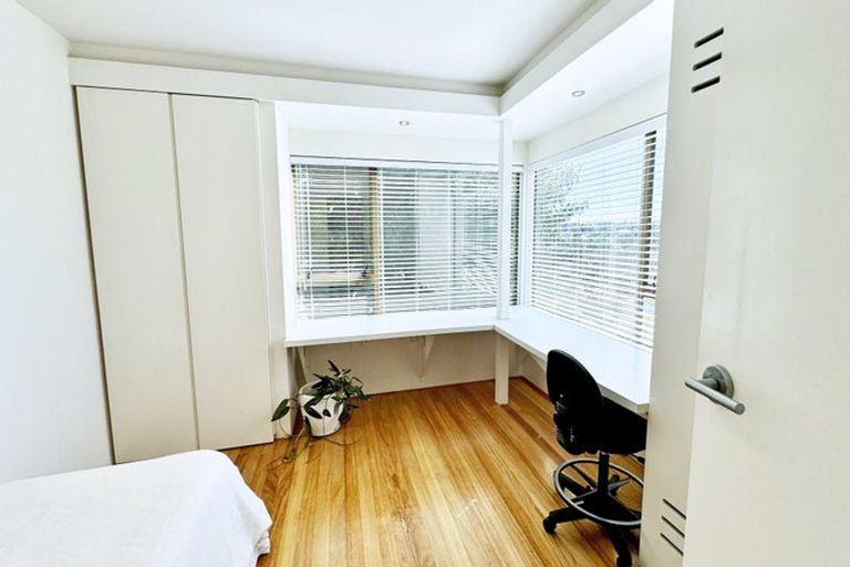 Photo of property in 26 Harper Street, Chatswood, Auckland, 0626