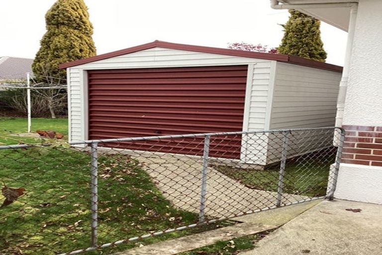 Photo of property in 12 William Street, Gore, 9710