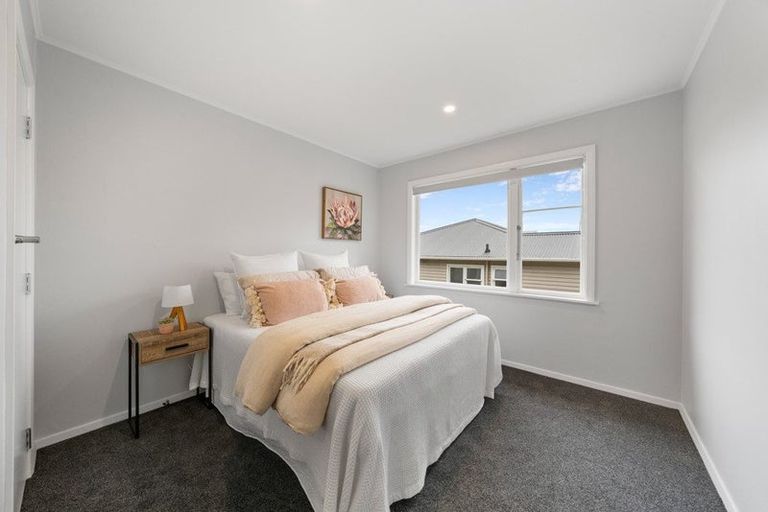 Photo of property in 3 Fraser Avenue, Johnsonville, Wellington, 6037
