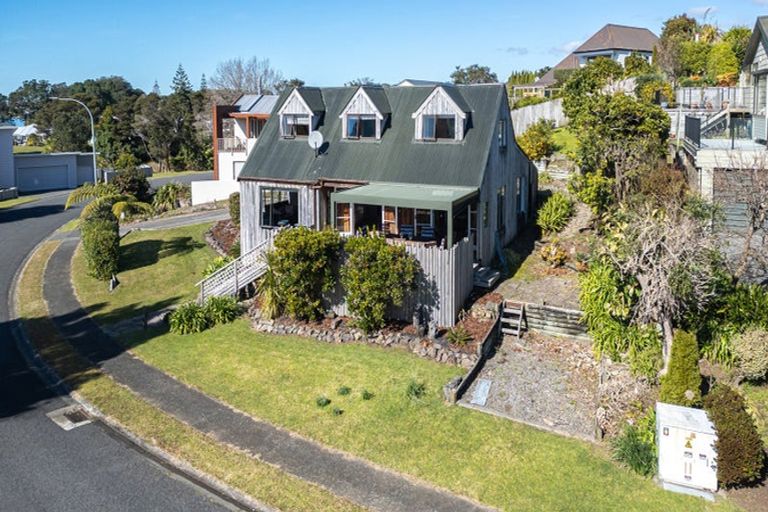 Photo of property in 223 Tukere Drive, Whangamata, 3620