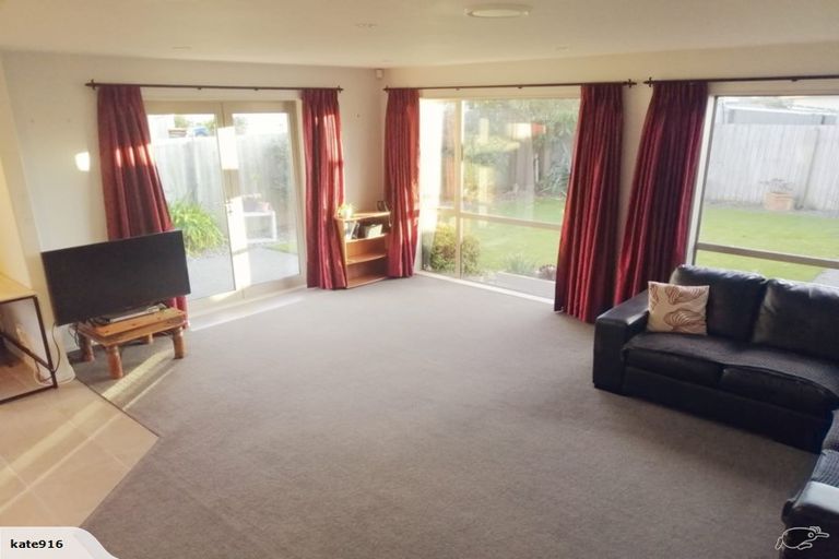 Photo of property in 33b Saint Johns Street, Woolston, Christchurch, 8062