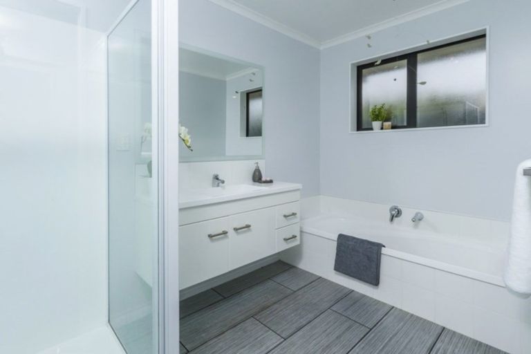 Photo of property in 13 Wanderers Avenue, Brightwater, 7022