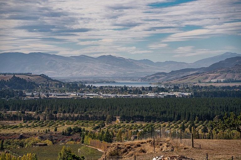 Photo of property in 119 Hall Road, Bannockburn, Cromwell, 9384