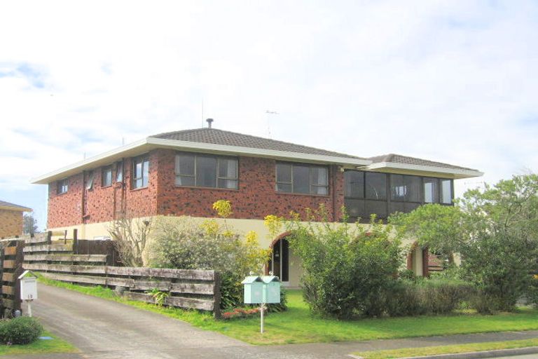 Photo of property in 6 Ascot Place, Mount Maunganui, 3116