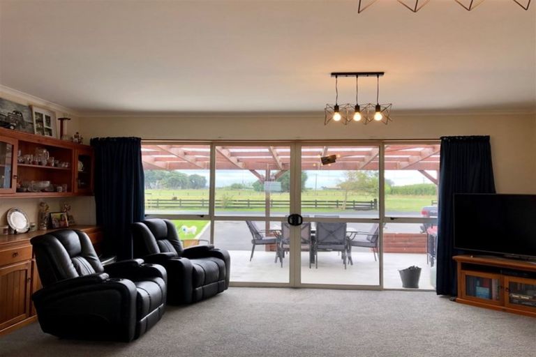 Photo of property in 381 Bay Road, West Plains, Invercargill, 9879