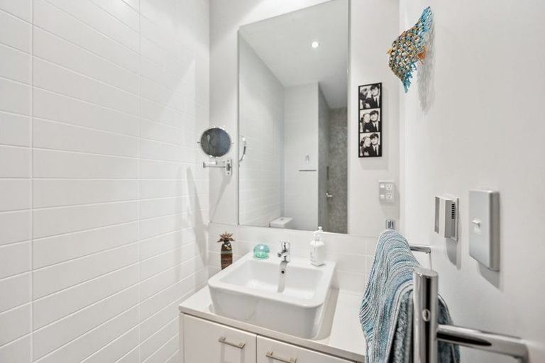 Photo of property in Sentinel Apartments, 1804/3 Northcroft Street, Takapuna, Auckland, 0622