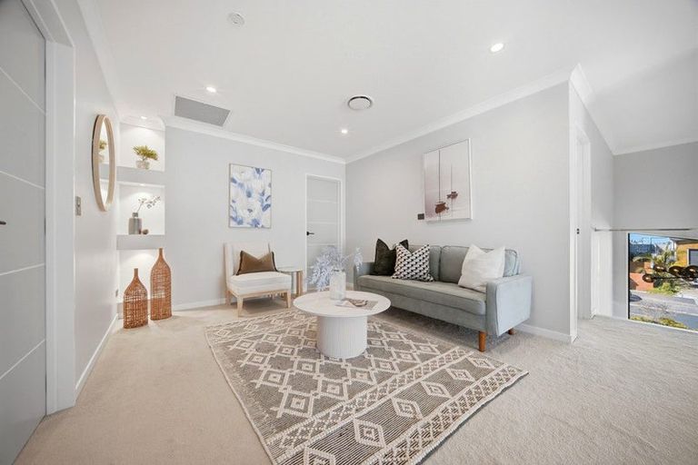 Photo of property in 20 Riroriro Road, Hobsonville, Auckland, 0616