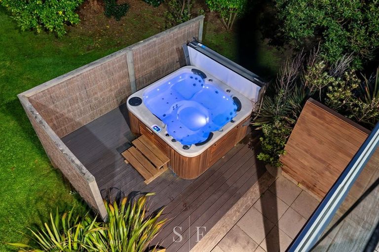 Photo of property in 114 Paetawa Road, Peka Peka, Waikanae, 5391