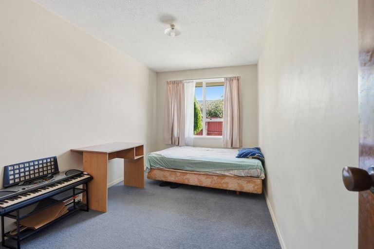 Photo of property in 2/11 Dilworth Street, Riccarton, Christchurch, 8011