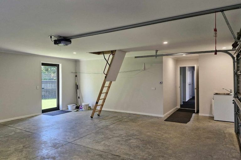 Photo of property in 21 Sycamore Grove, Lower Vogeltown, New Plymouth, 4310